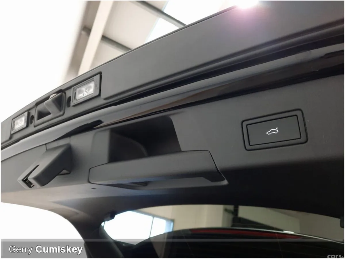 Volkswagen ID.4 SUV, Electric, 2025, Black