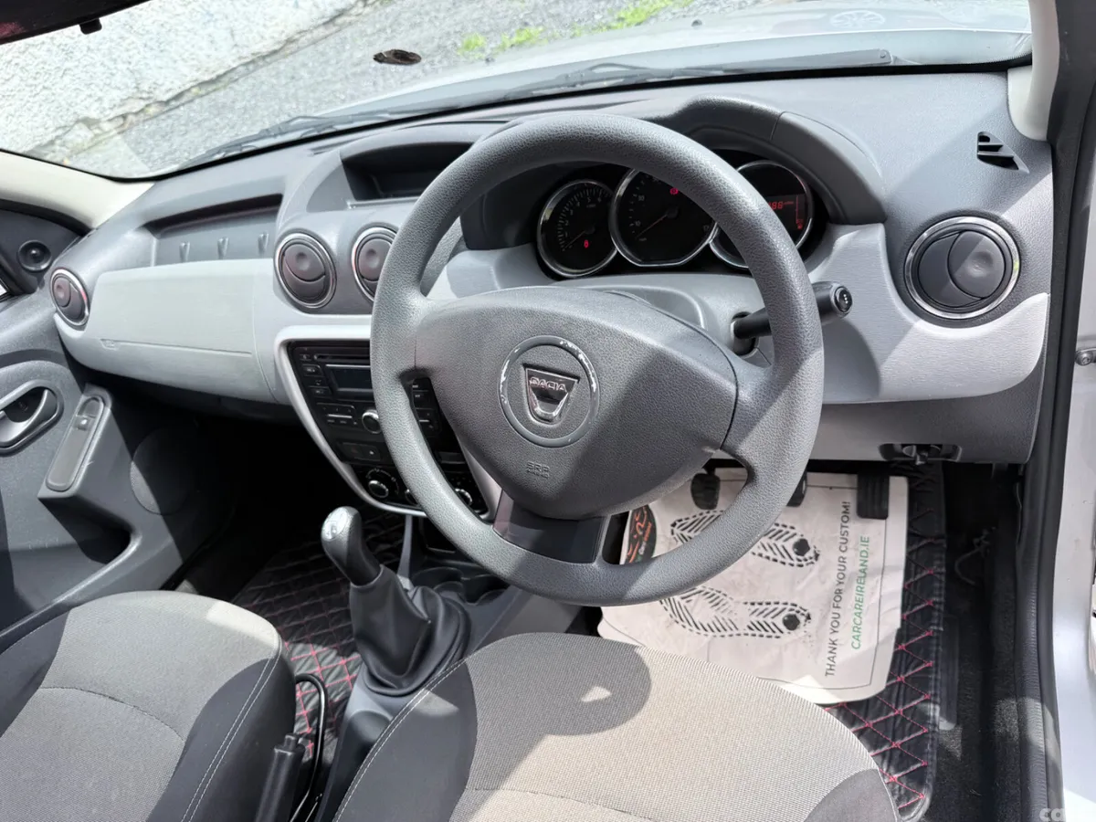 Dacia Duster SUV, Petrol, 2016, Silver