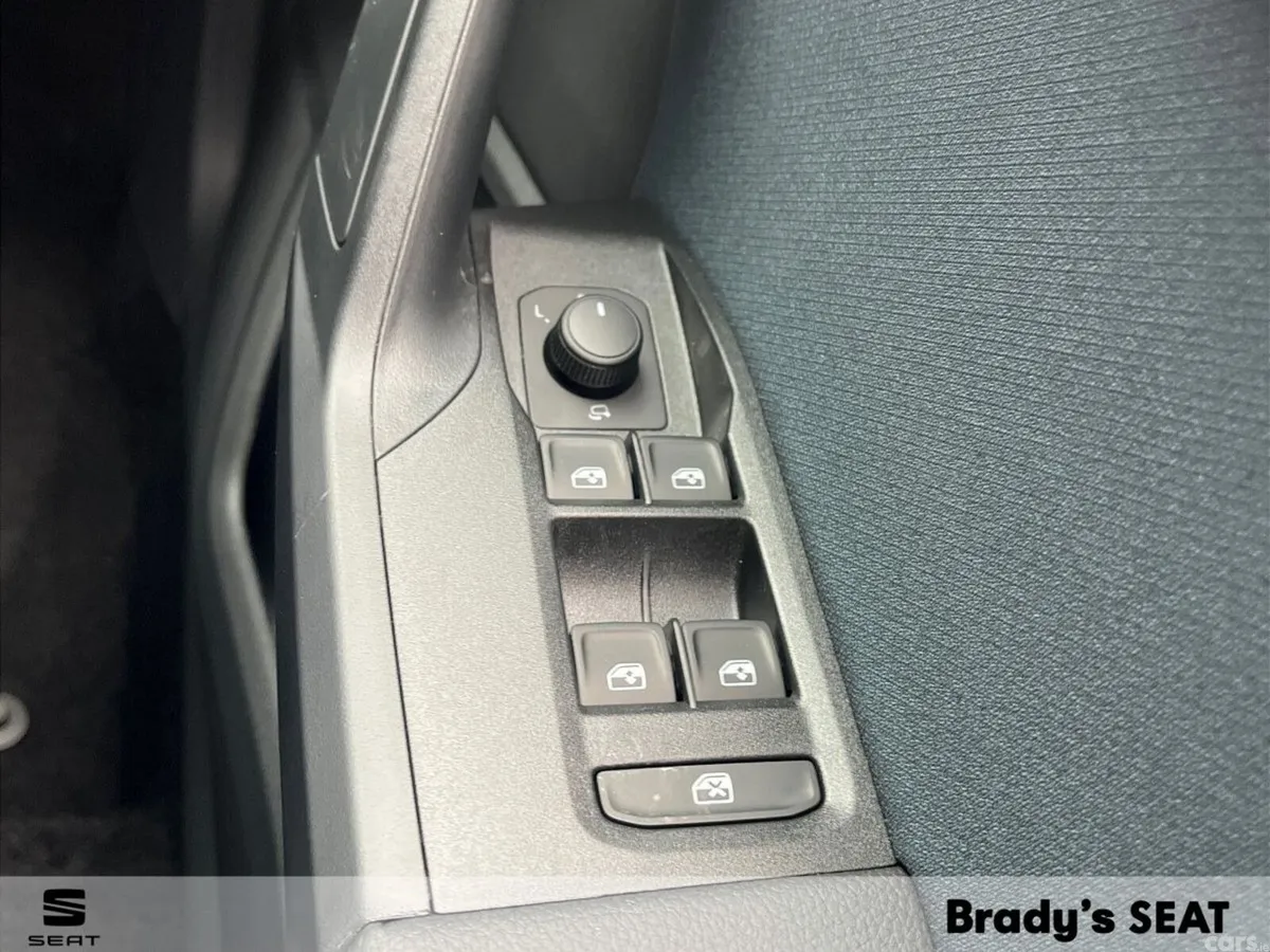 SEAT Arona SUV, Petrol, 2026, Grey