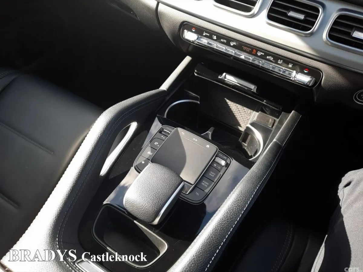 Mercedes-Benz GLE SUV, Diesel Plug-in Hybrid, 2024, Black
