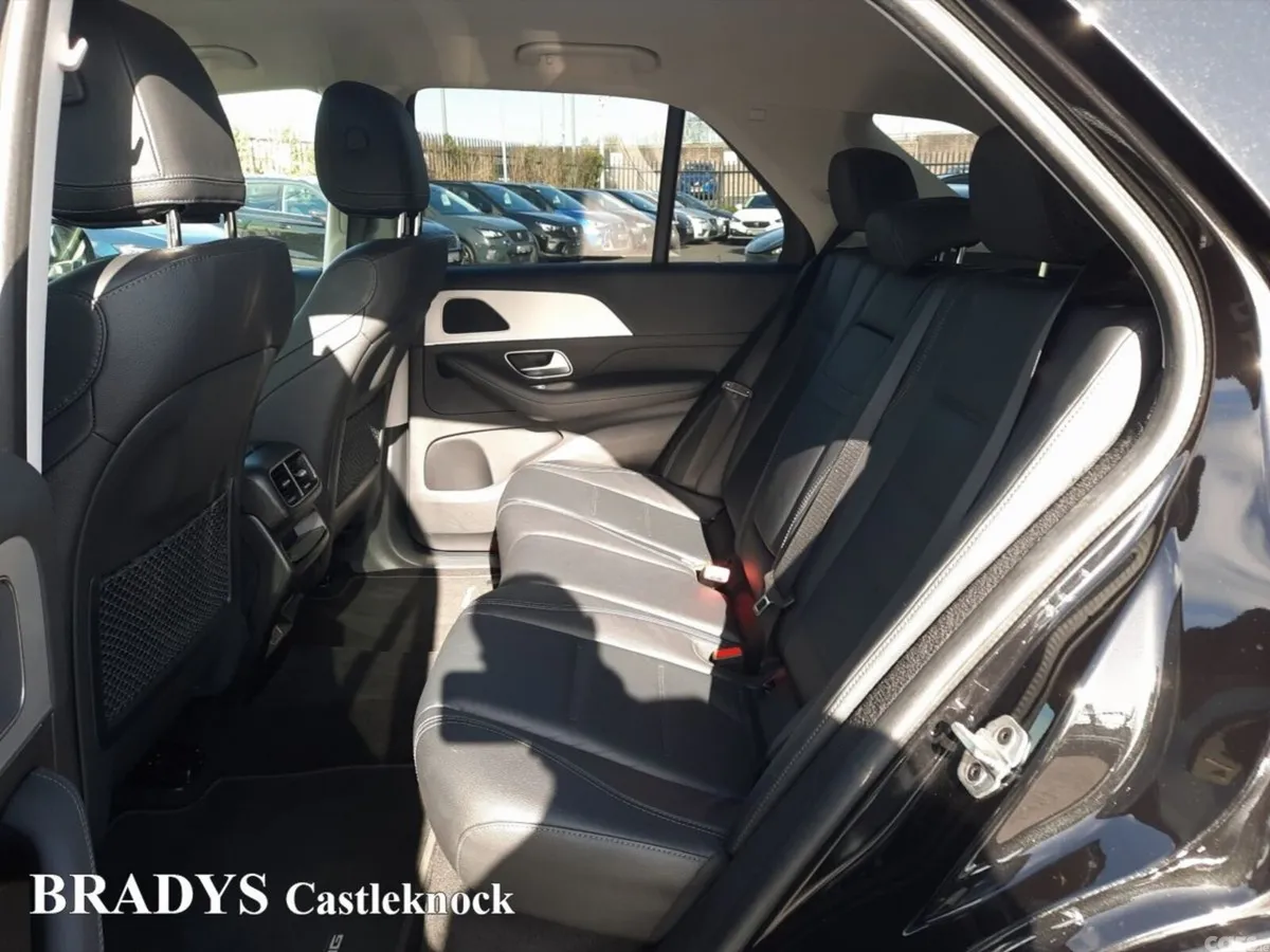 Mercedes-Benz GLE SUV, Diesel Plug-in Hybrid, 2024, Black
