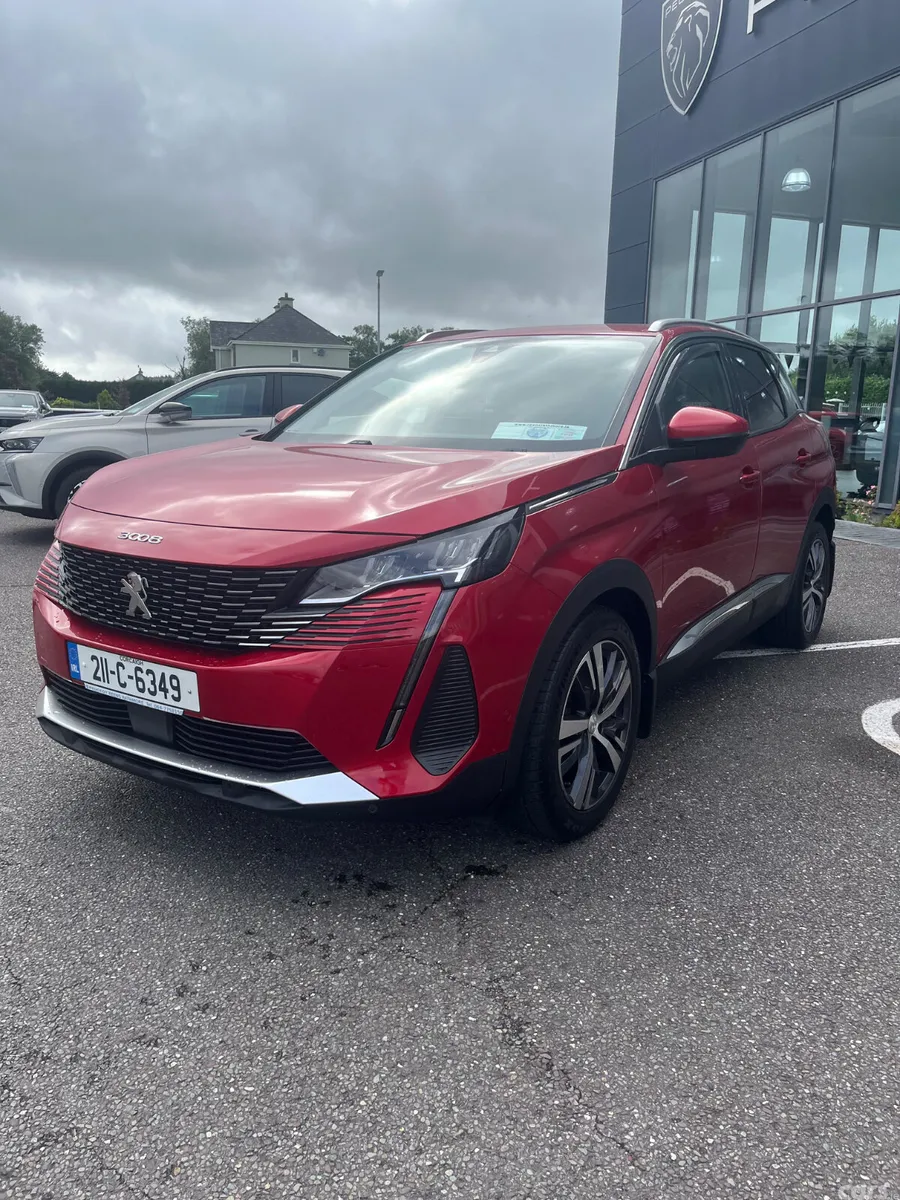 Peugeot 3008 MPV, Diesel, 2021, Red