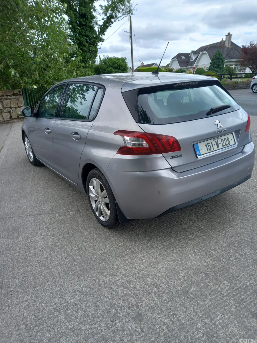 Peugeot 308 Hatchback, Petrol, 2015, Grey