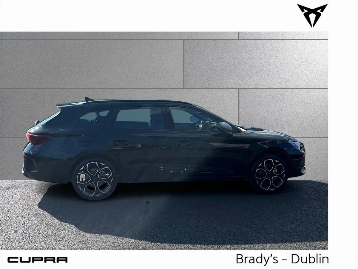 Cupra Leon Estate, Petrol, 2026, Black