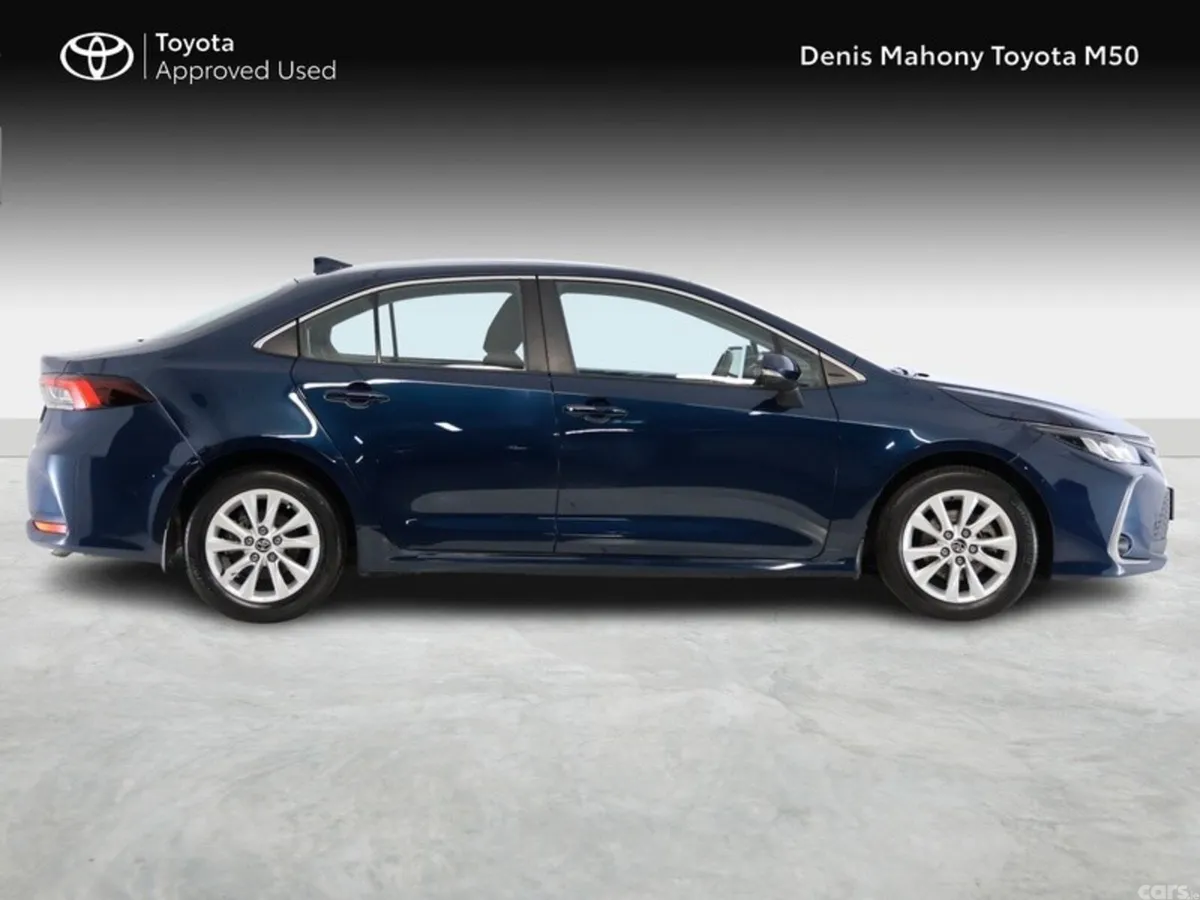 Toyota Corolla Saloon, Petrol Hybrid, 2023, Blue