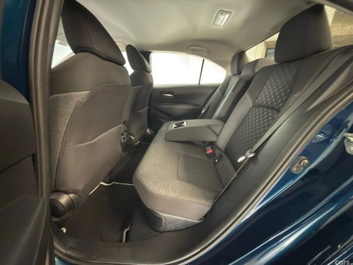 Toyota Corolla Saloon, Petrol Hybrid, 2023, Blue