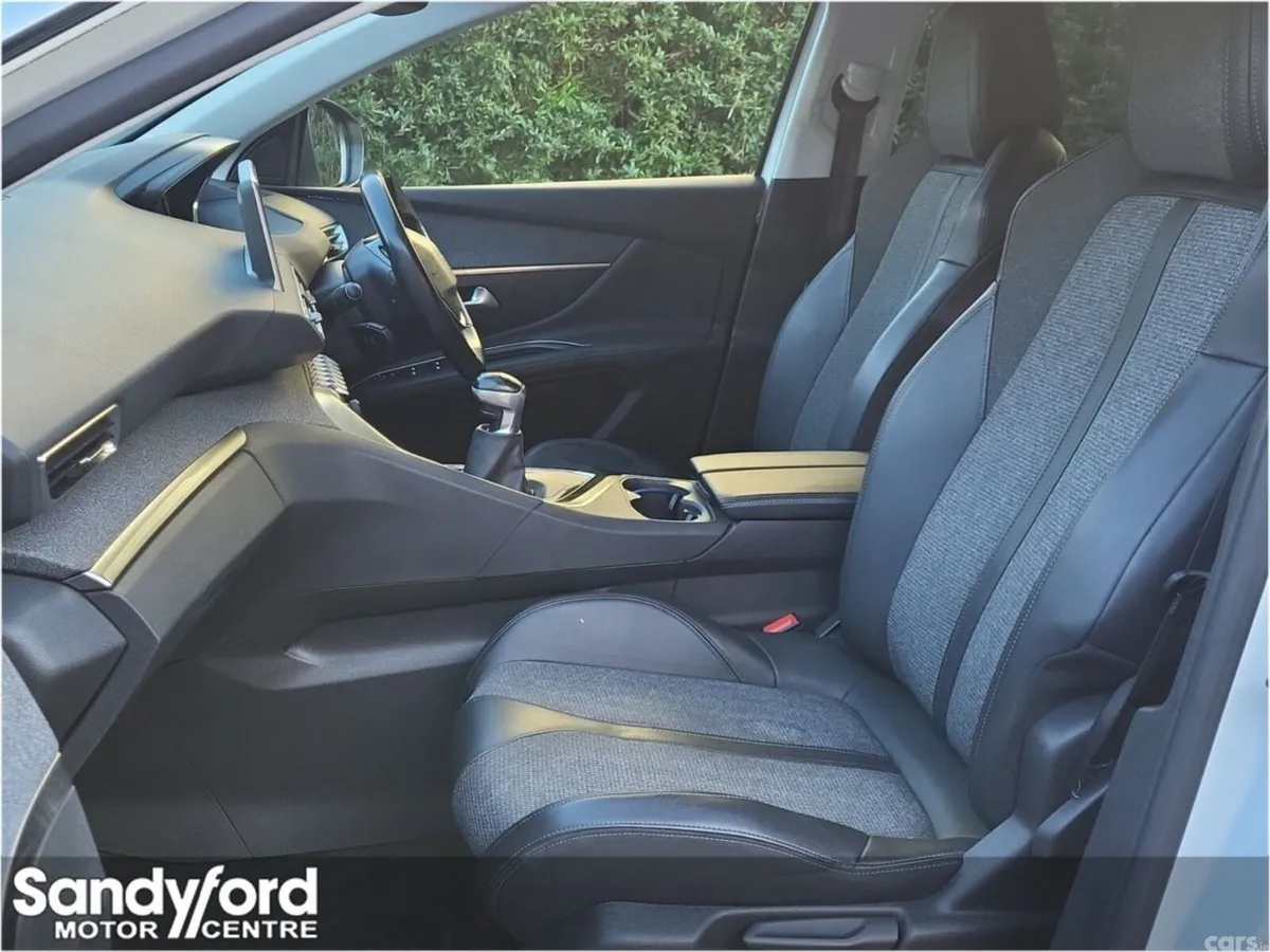 Peugeot 5008 SUV, Diesel, 2019, White