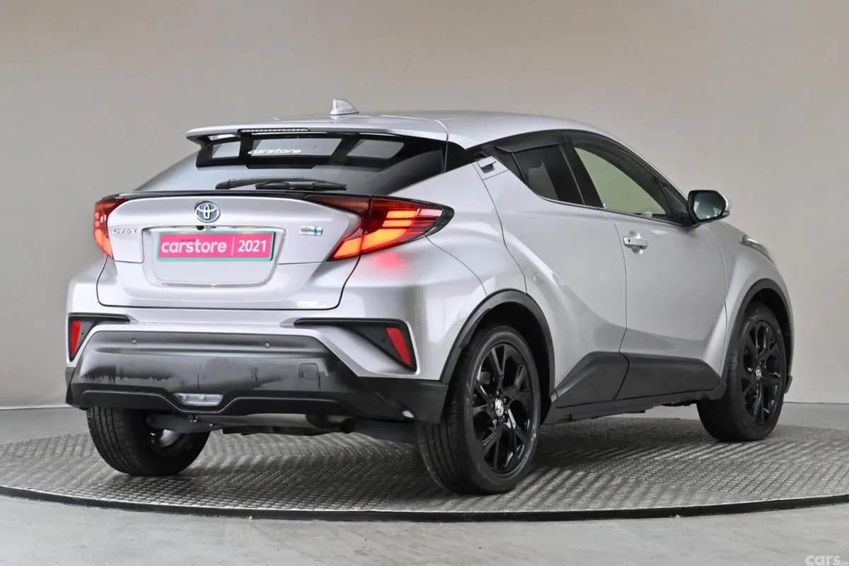 Toyota C-HR SUV, Petrol Hybrid, 2021, Grey