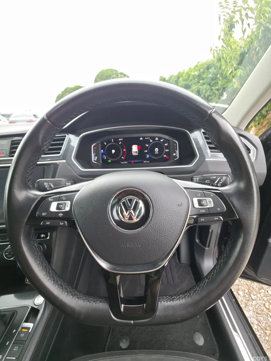 Volkswagen Tiguan SUV, Diesel, 2019, Black
