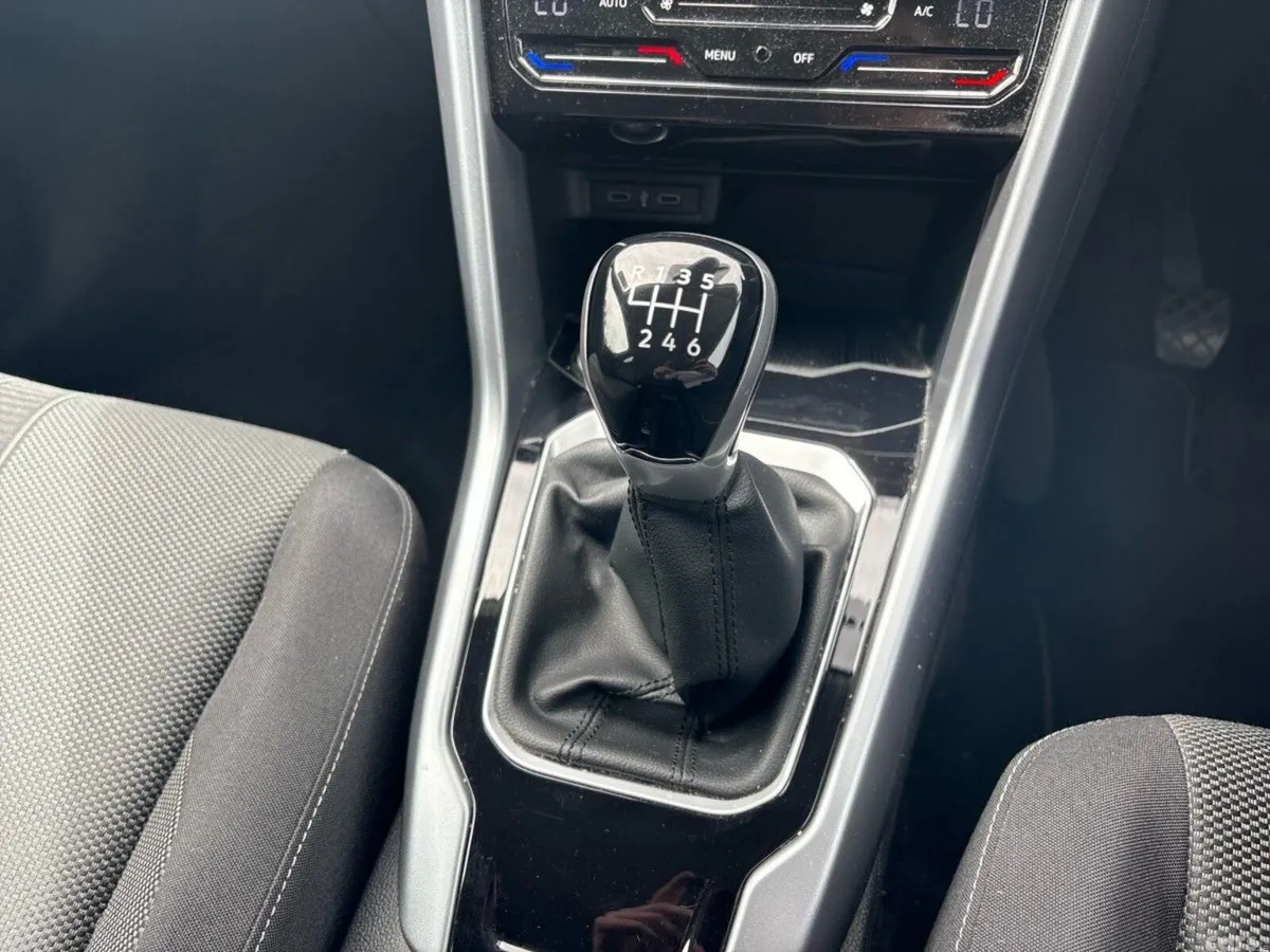 Volkswagen T-Roc Life 1.0 TSI 110HP, Wexford