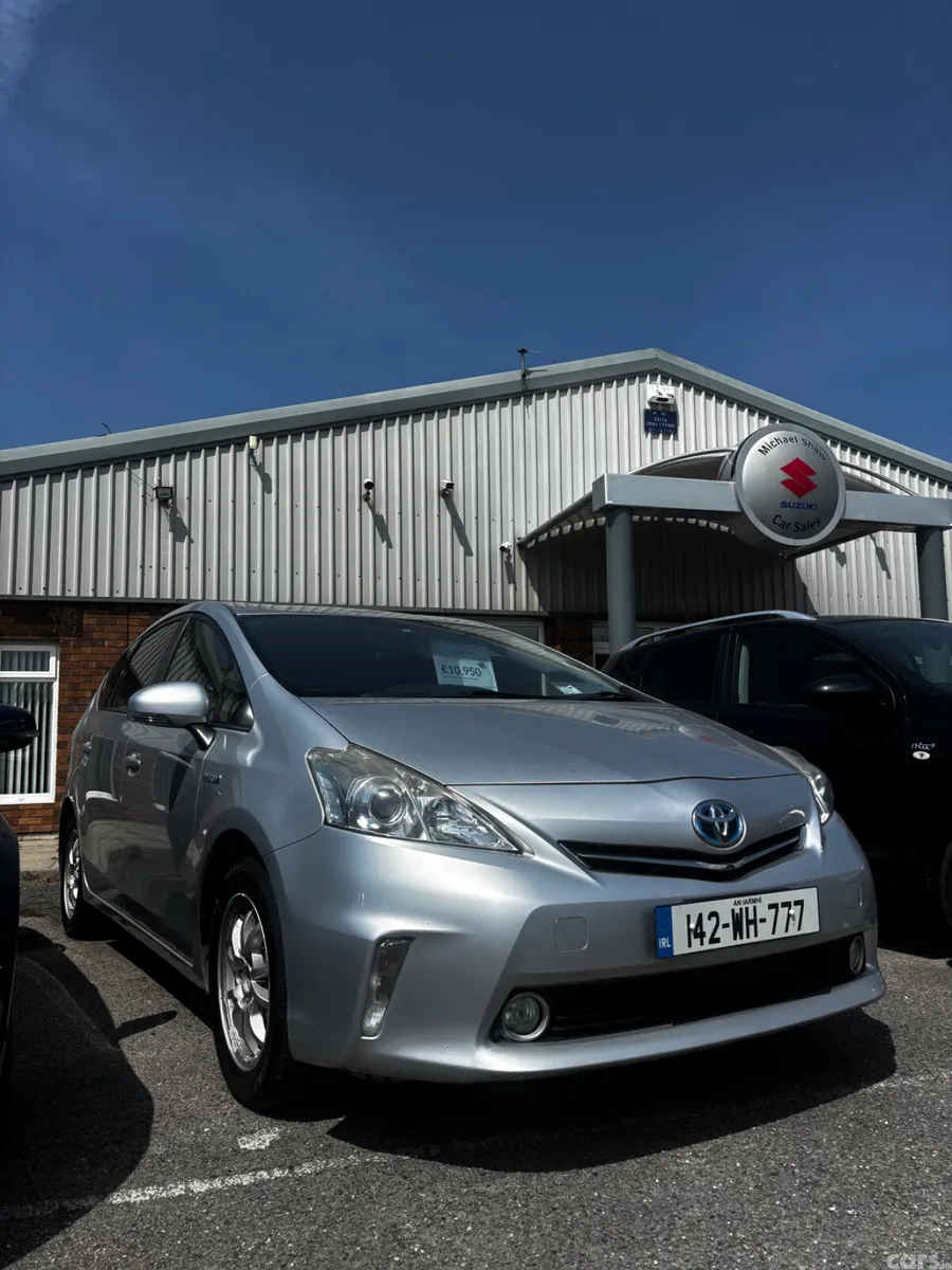 Toyota Prius MPV, Petrol Hybrid, 2014, Silver