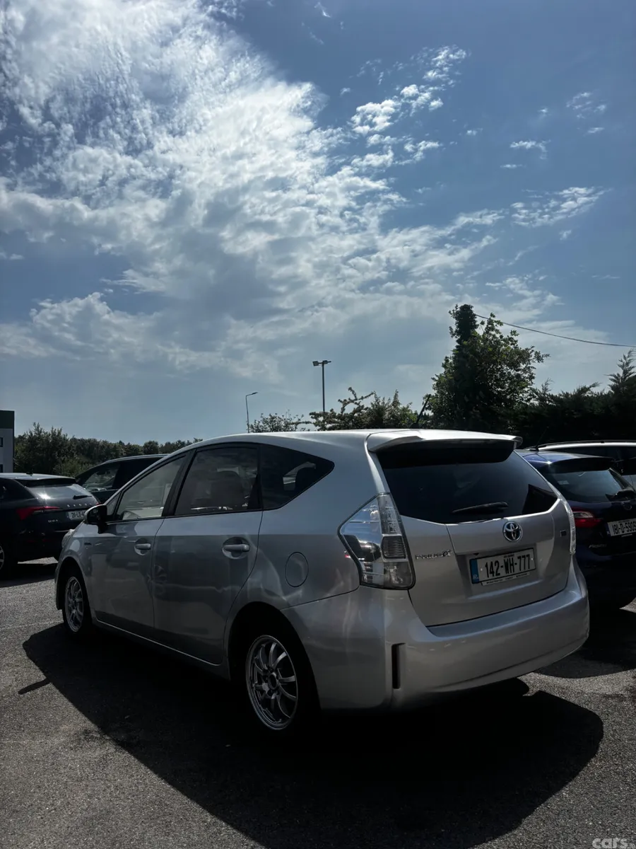 Toyota Prius MPV, Petrol Hybrid, 2014, Silver