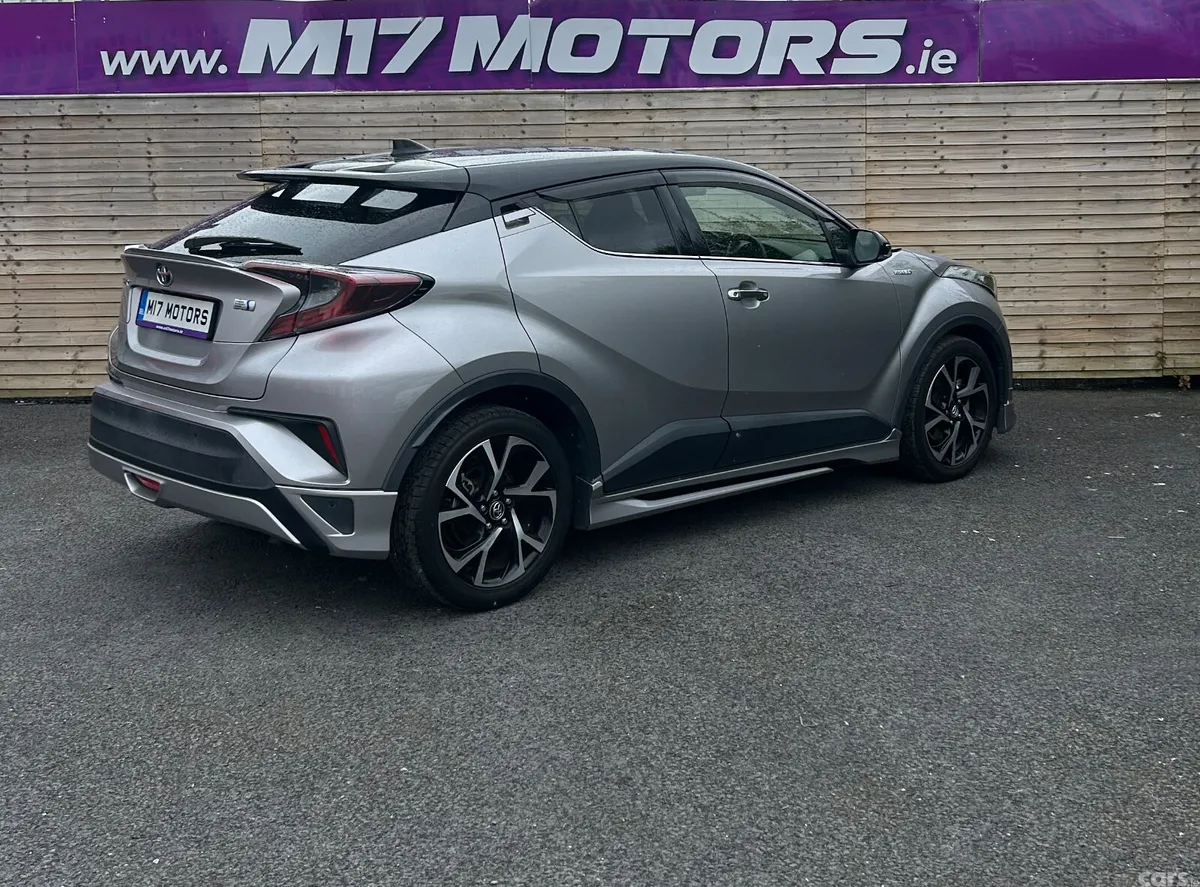 Toyota C-HR SUV, Petrol Hybrid, 2018, Grey