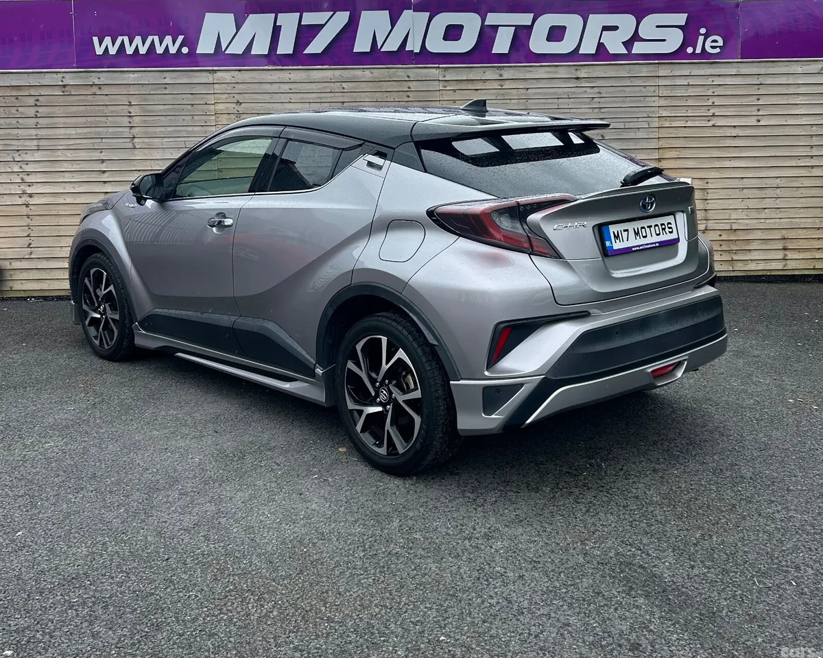 Toyota C-HR SUV, Petrol Hybrid, 2018, Grey