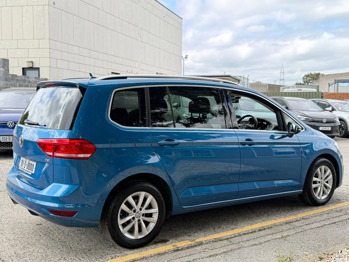 Volkswagen Touran Estate, Petrol, 2018, Black