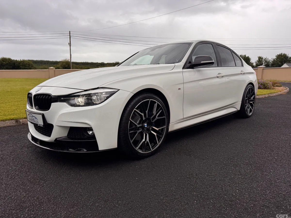 BMW 3-Series Saloon, Diesel, 2019, White