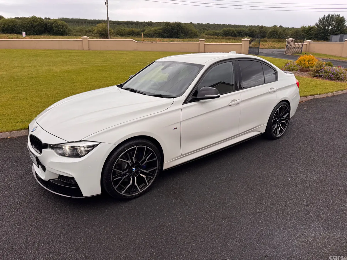 BMW 3-Series Saloon, Diesel, 2019, White