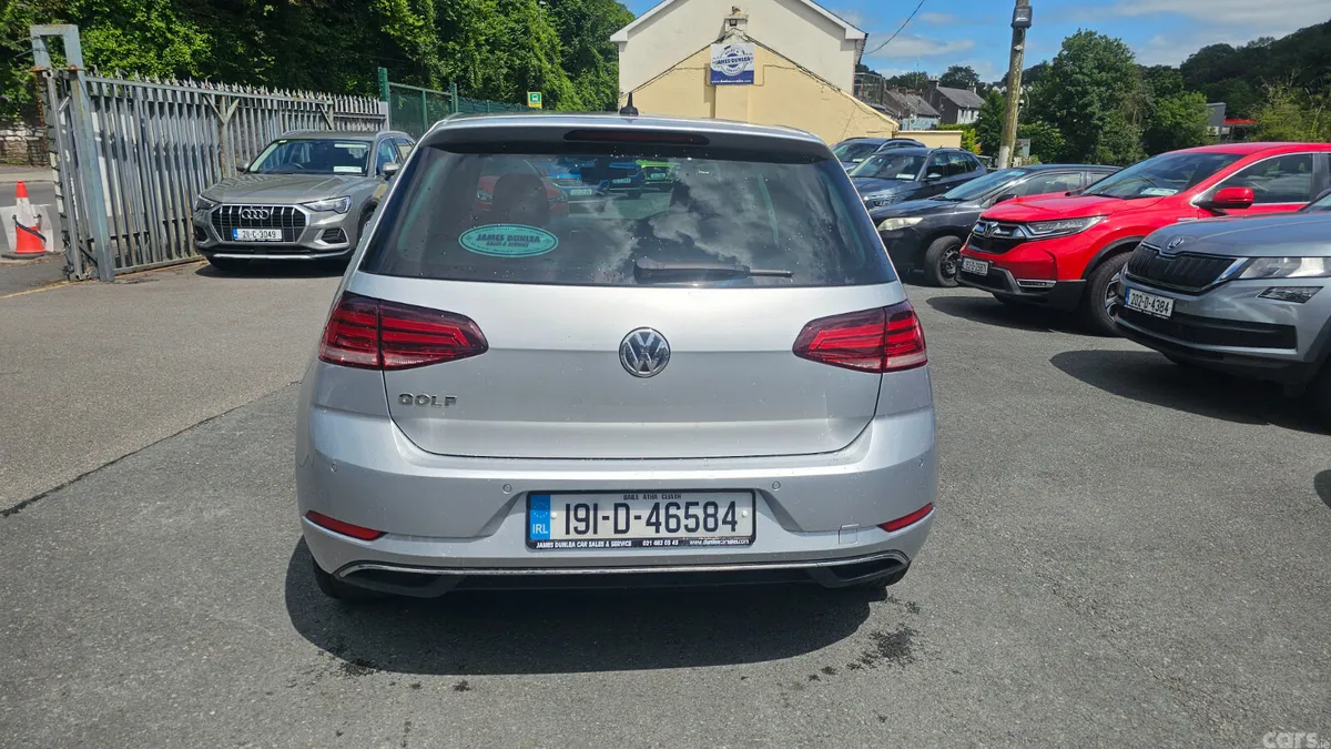 Volkswagen Golf Hatchback, Petrol, 2019, Silver