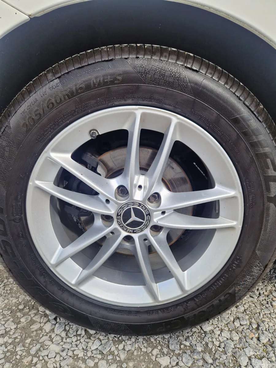 Mercedes-Benz A-Class Hatchback, Diesel, 2019, White