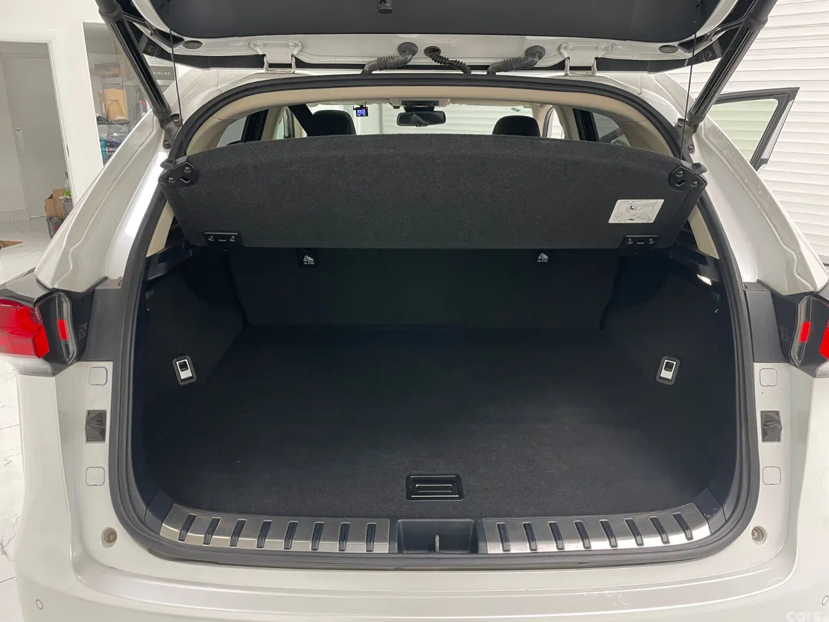 Lexus NX SUV, Petrol Hybrid, 2020, White