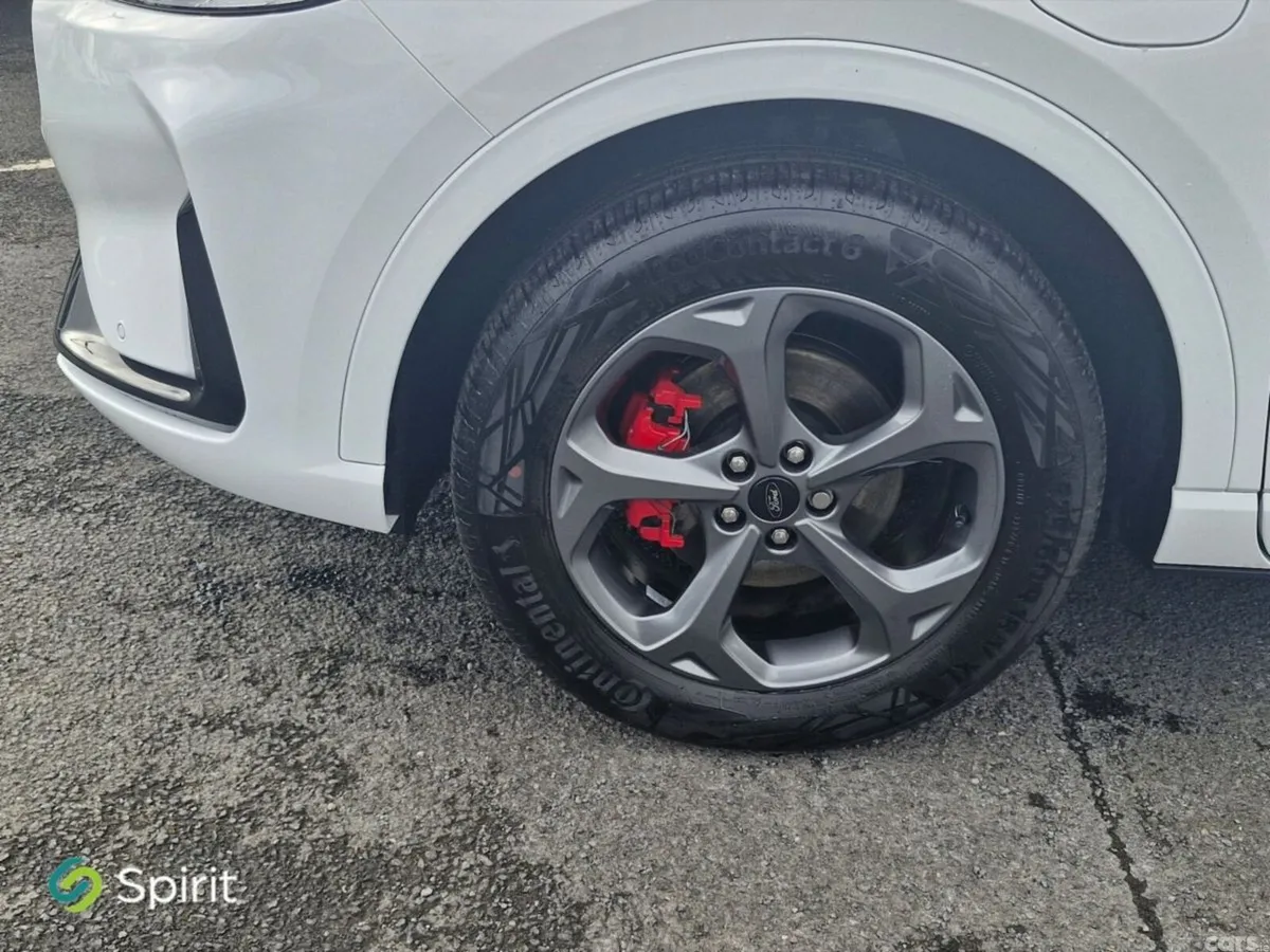 Ford Kuga SUV, Petrol Plug-in Hybrid, 2026, White