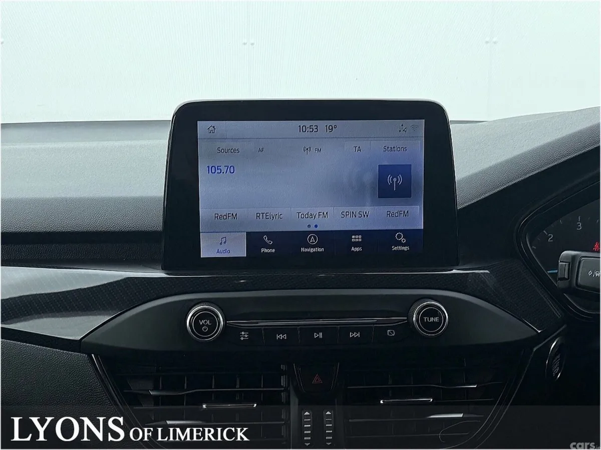 Ford Focus Hatchback, Diesel, 2021, Blue