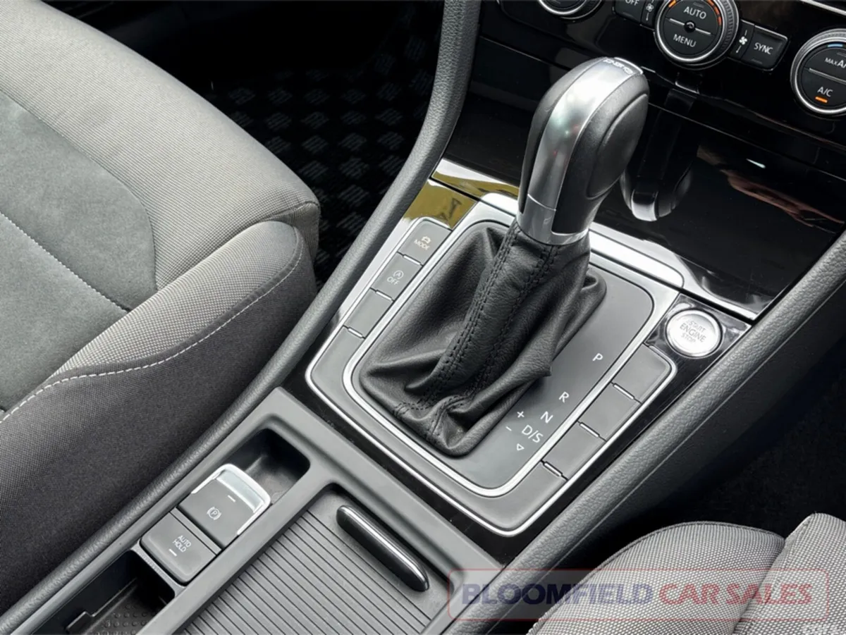 Volkswagen Golf Hatchback, Petrol, 2019, White