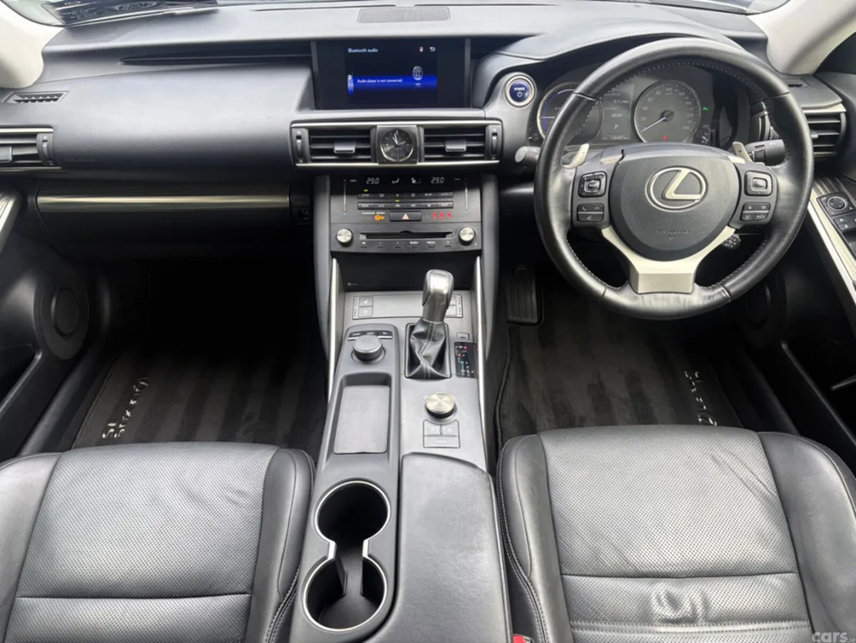 Lexus IS Saloon, Petrol Hybrid, 2018, White