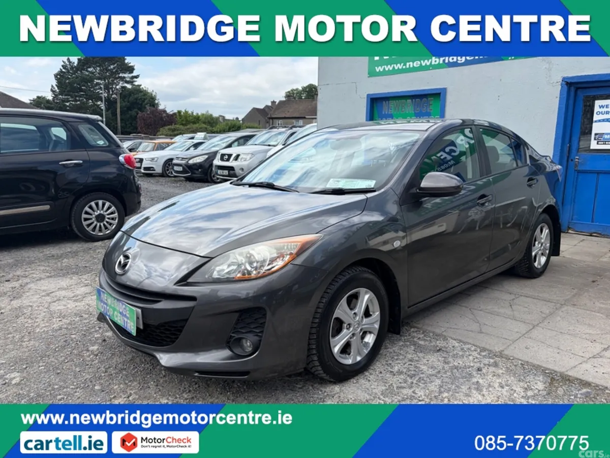 Mazda Mazda3 Saloon, Diesel, 2012, Grey