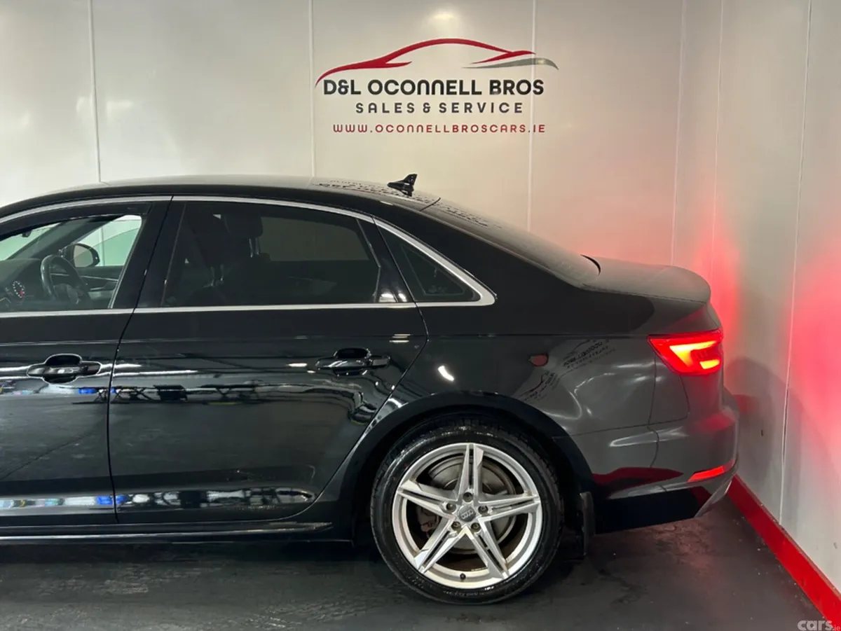 Audi A4 Saloon, Diesel, 2017, Black
