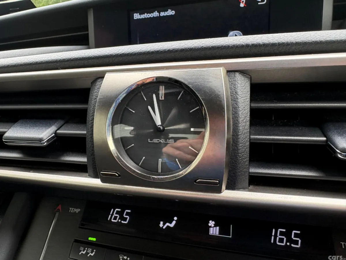 Lexus IS Saloon, Petrol Hybrid, 2018, White
