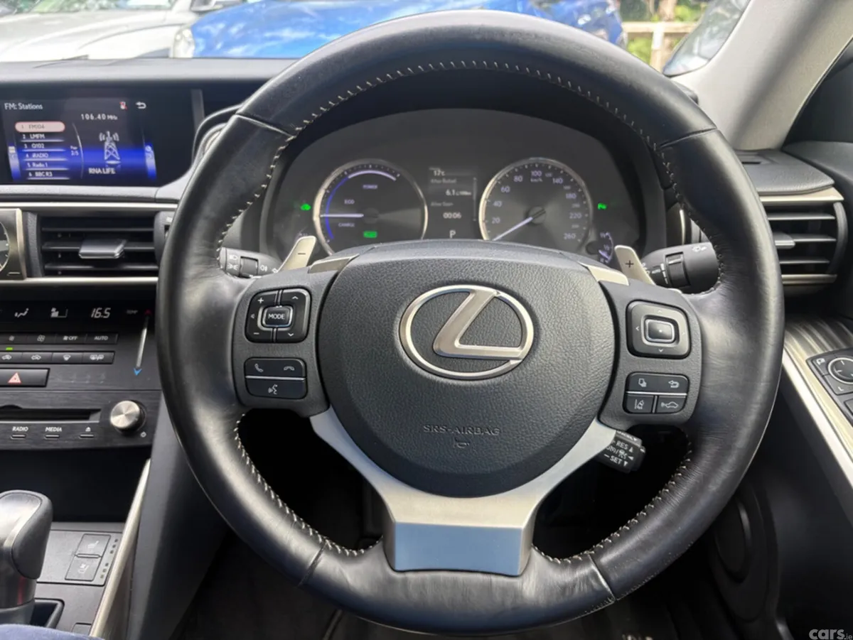 Lexus IS Saloon, Petrol Hybrid, 2018, White