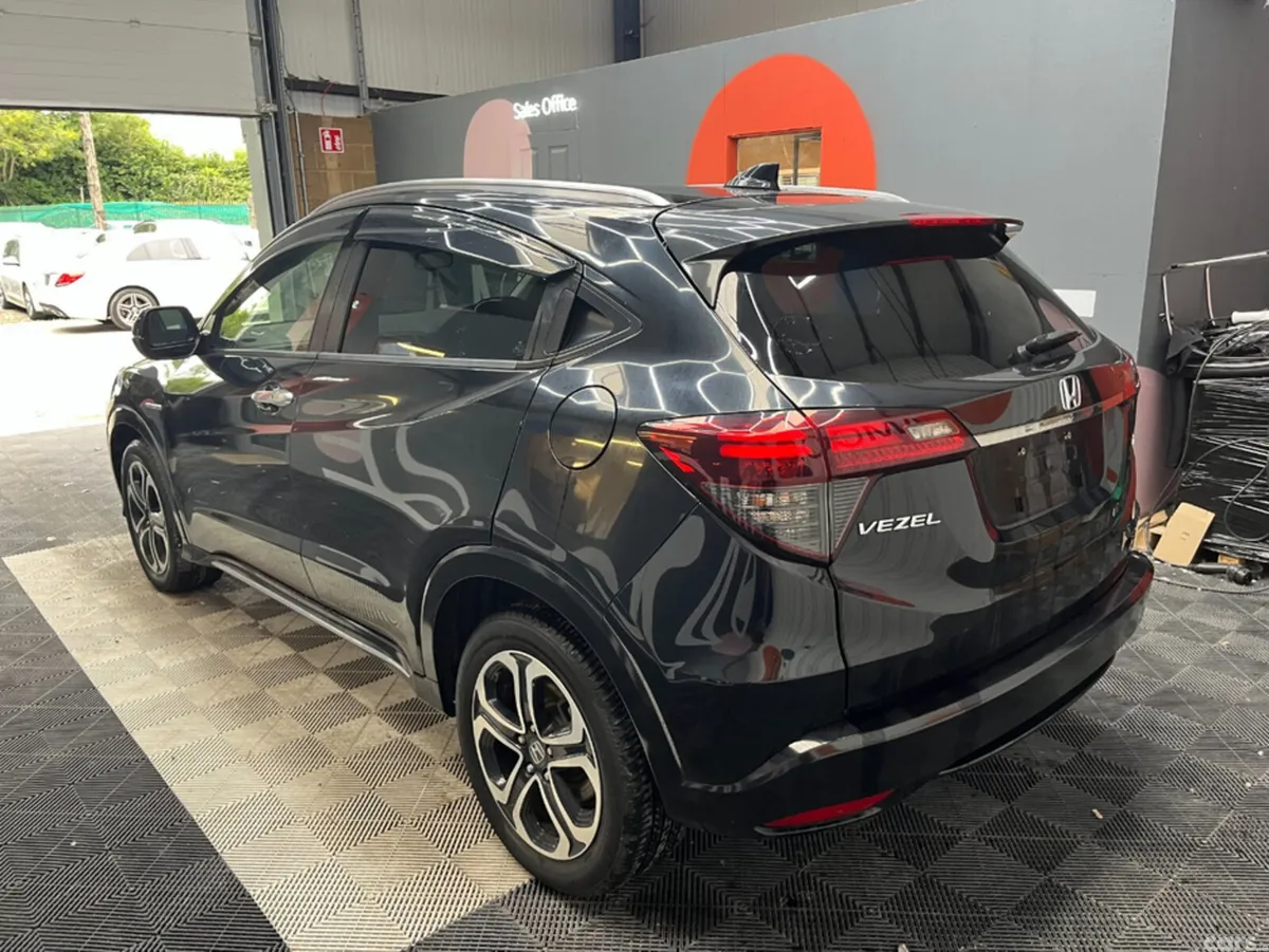 Honda Vezel SUV, Petrol Hybrid, 2018, Black