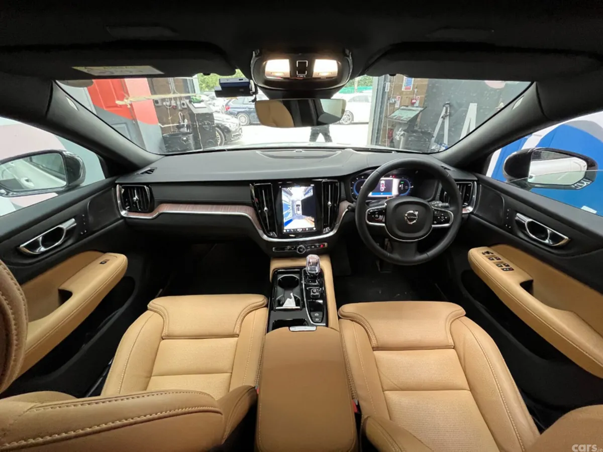 Volvo V60 Saloon, Petrol Plug-in Hybrid, 2024, White
