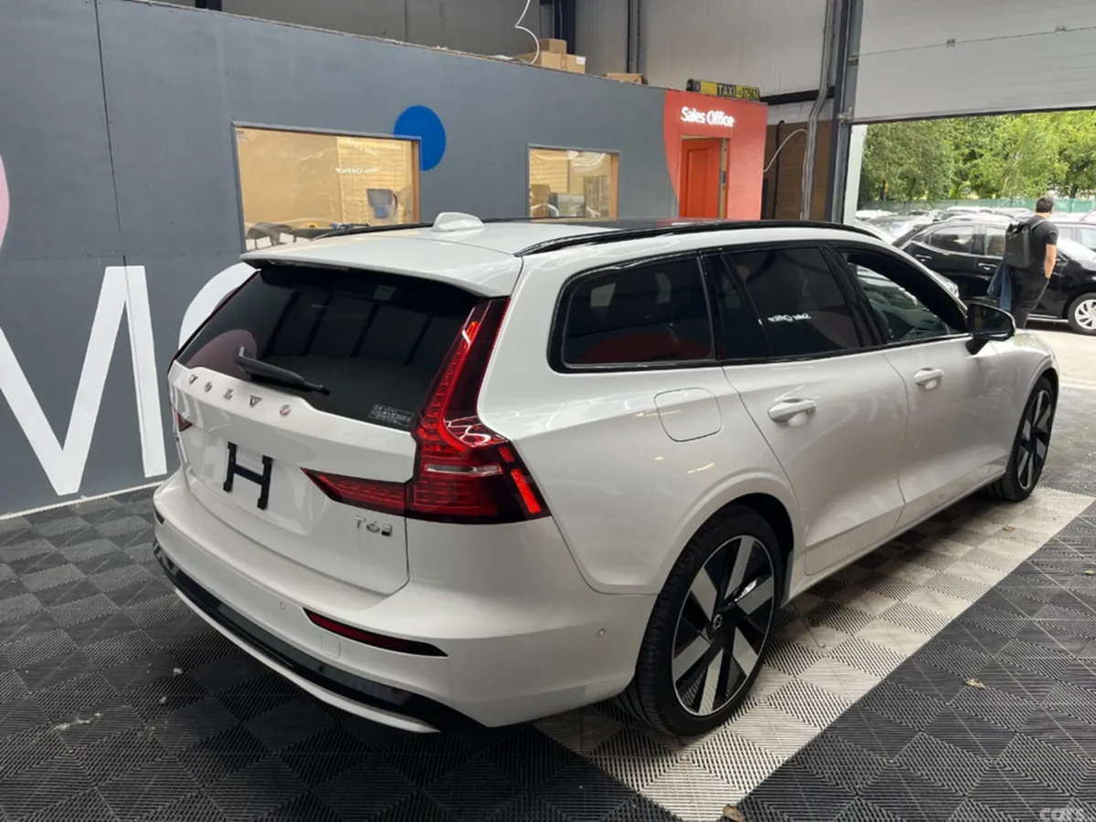 Volvo V60 Saloon, Petrol Plug-in Hybrid, 2024, White