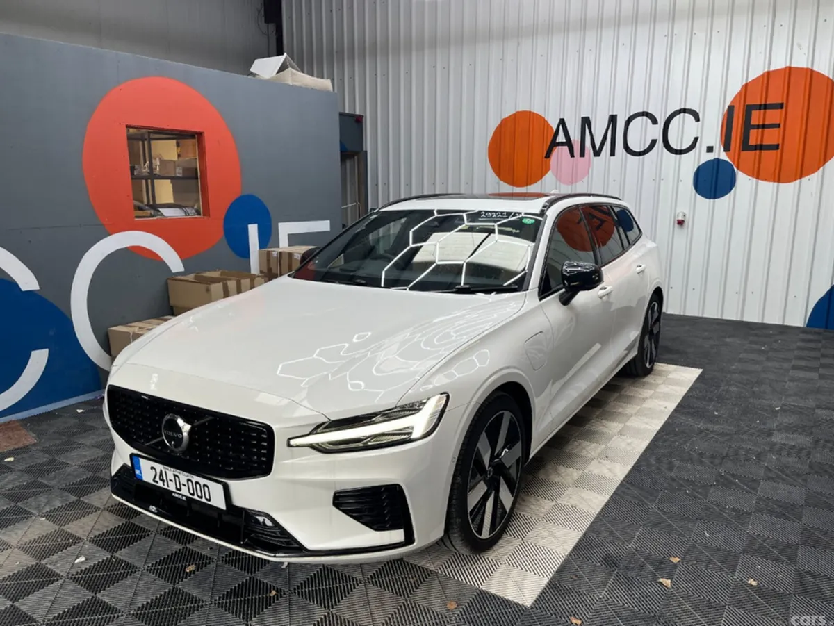Volvo V60 Saloon, Petrol Plug-in Hybrid, 2024, White
