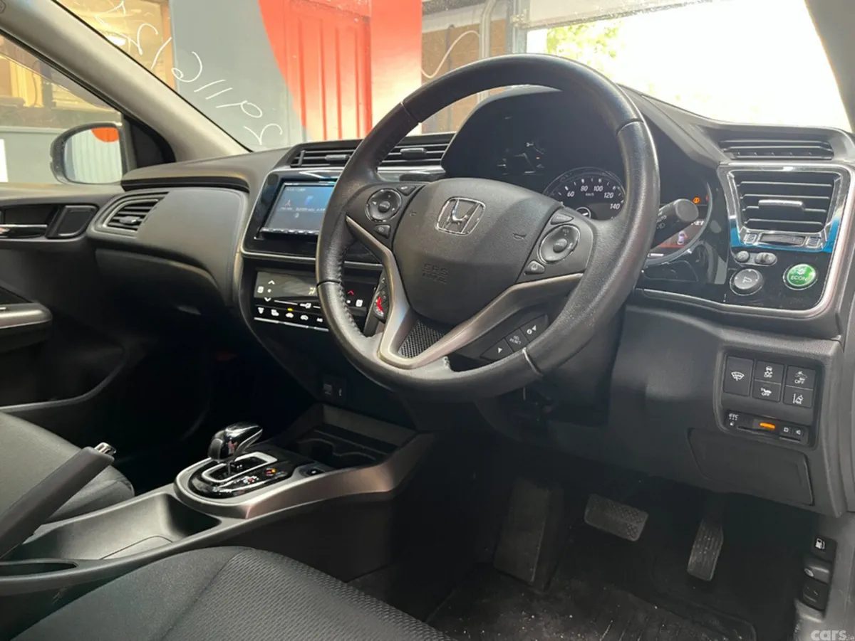Honda Grace Saloon, Petrol Hybrid, 2021, Silver