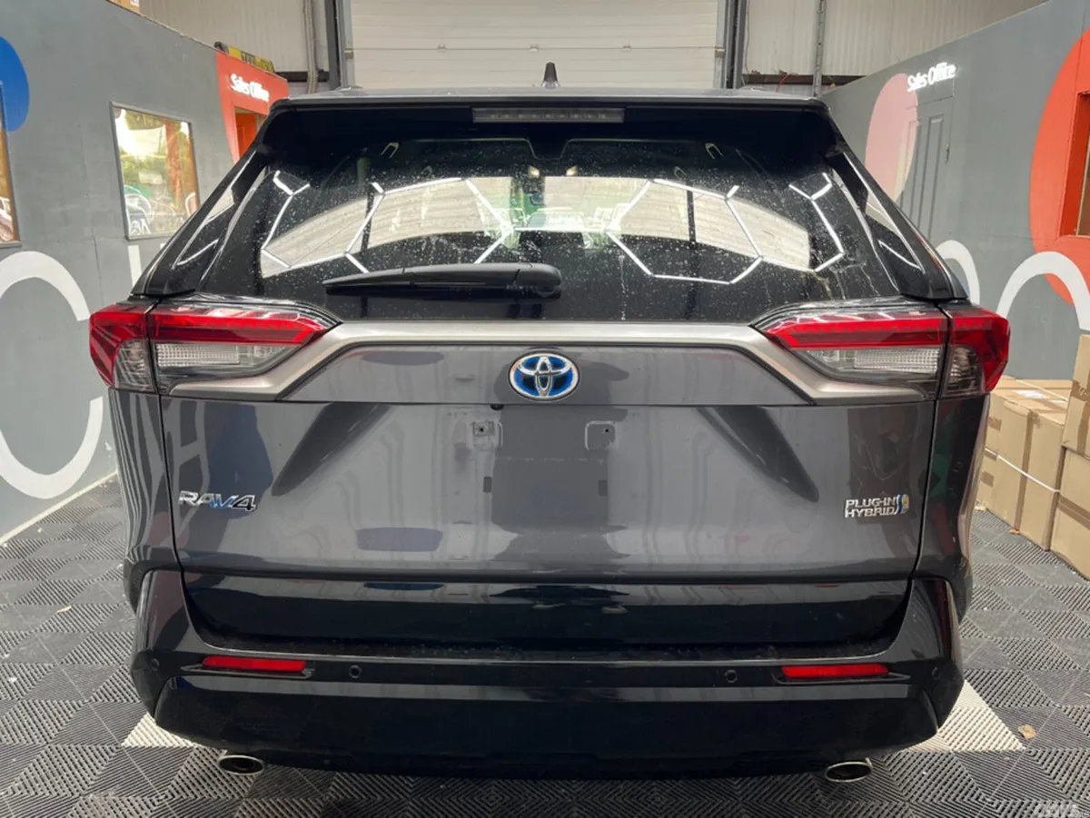 Toyota RAV4 SUV, Petrol Hybrid, 2024, Grey