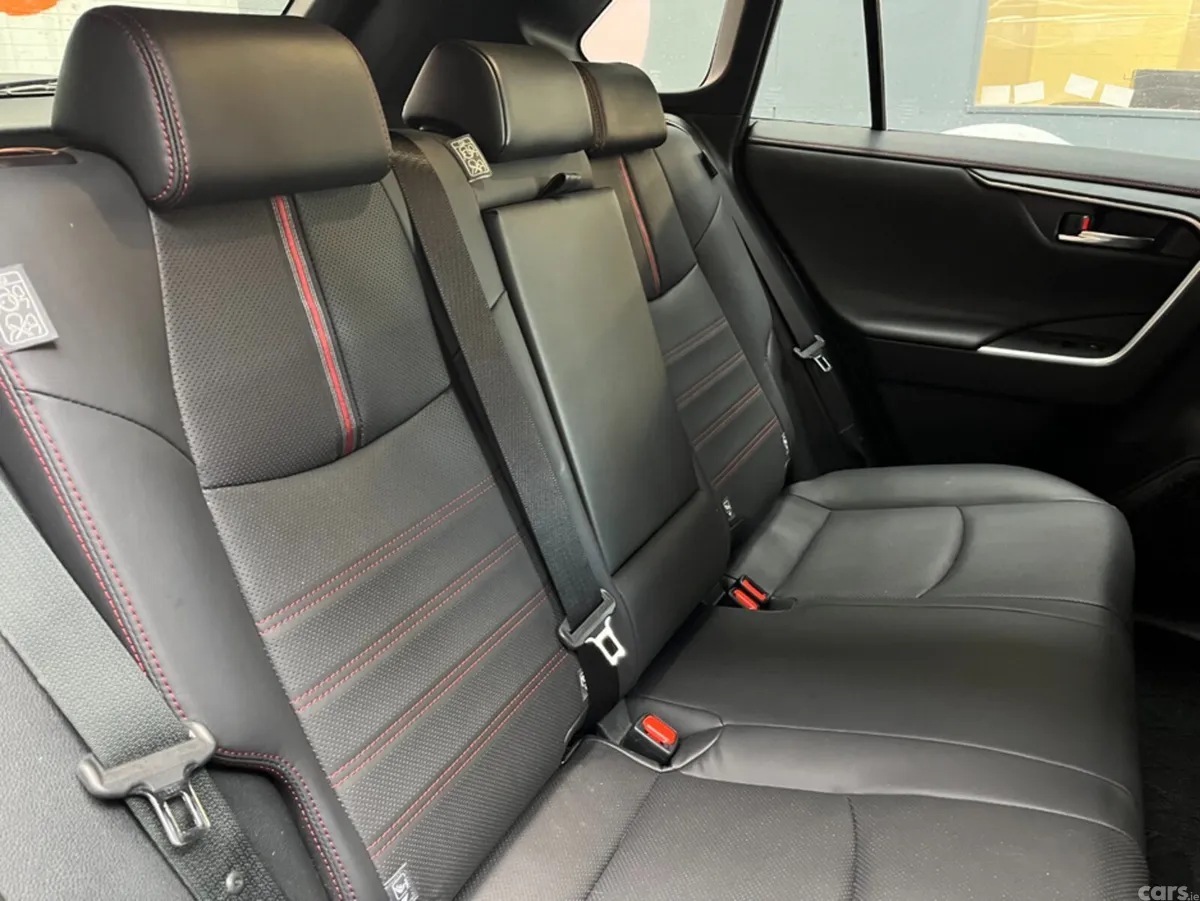 Toyota RAV4 SUV, Petrol Hybrid, 2024, Grey