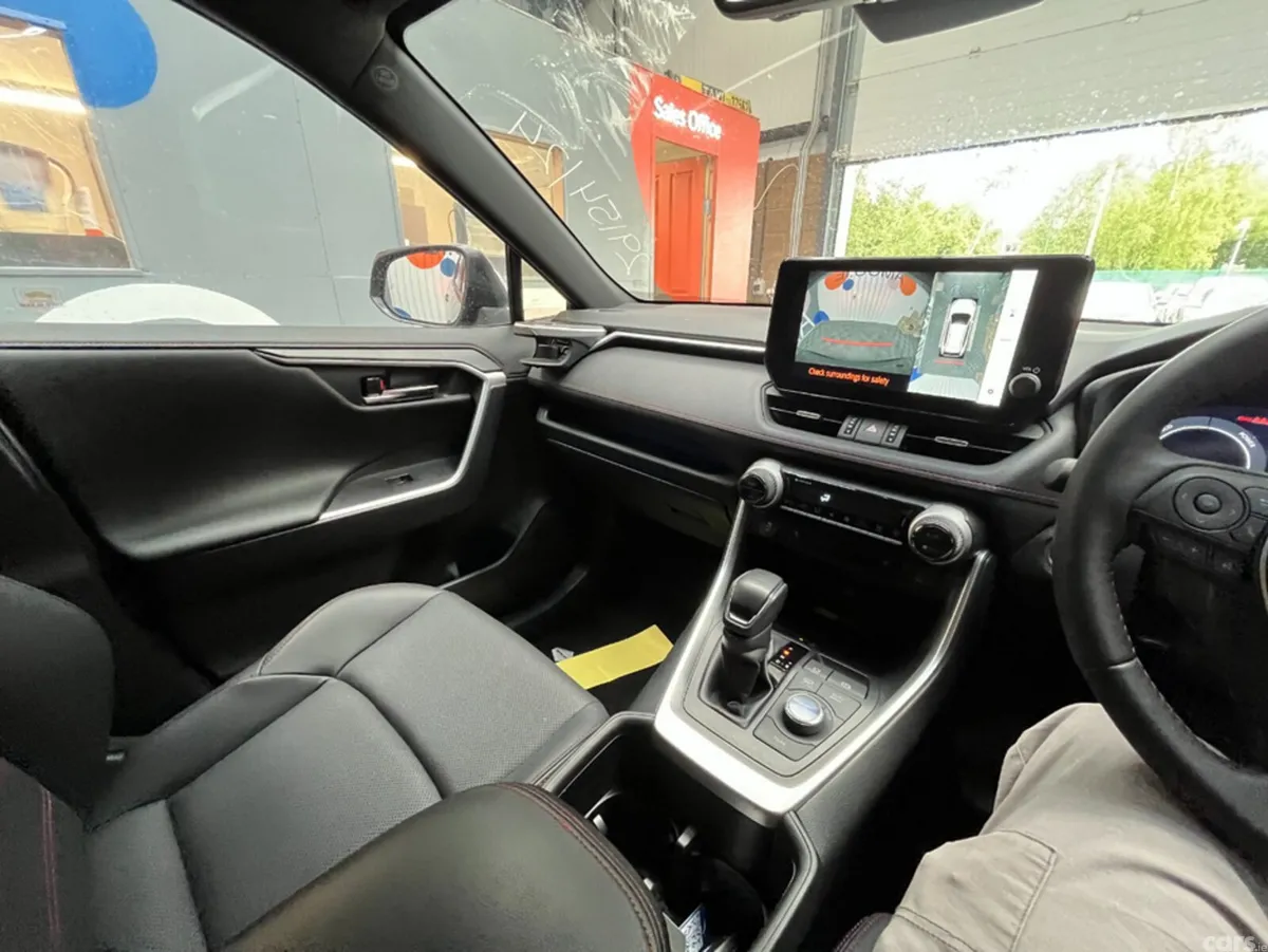 Toyota RAV4 SUV, Petrol Hybrid, 2024, Grey
