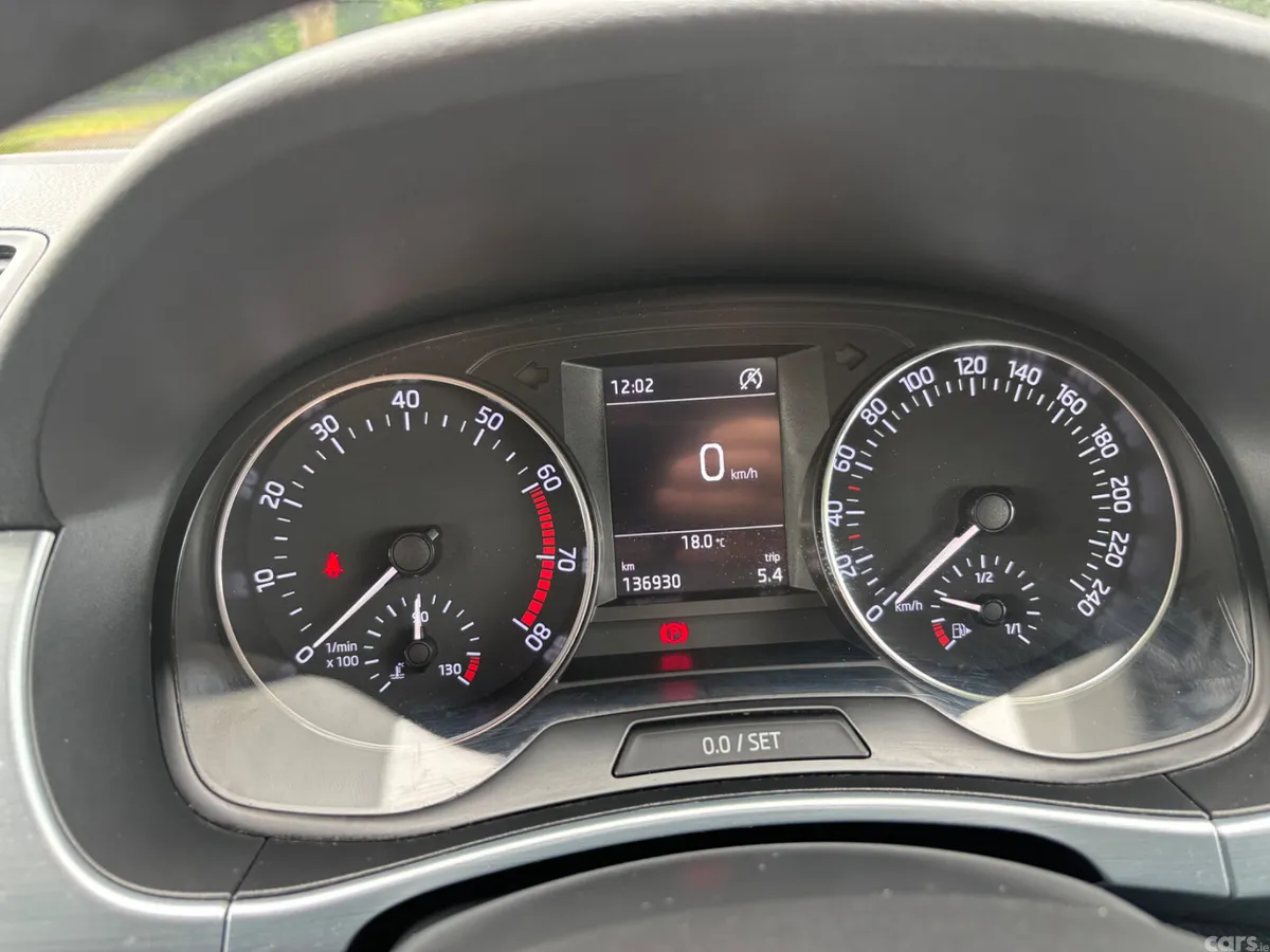 Skoda Fabia Hatchback, Petrol, 2017, Blue