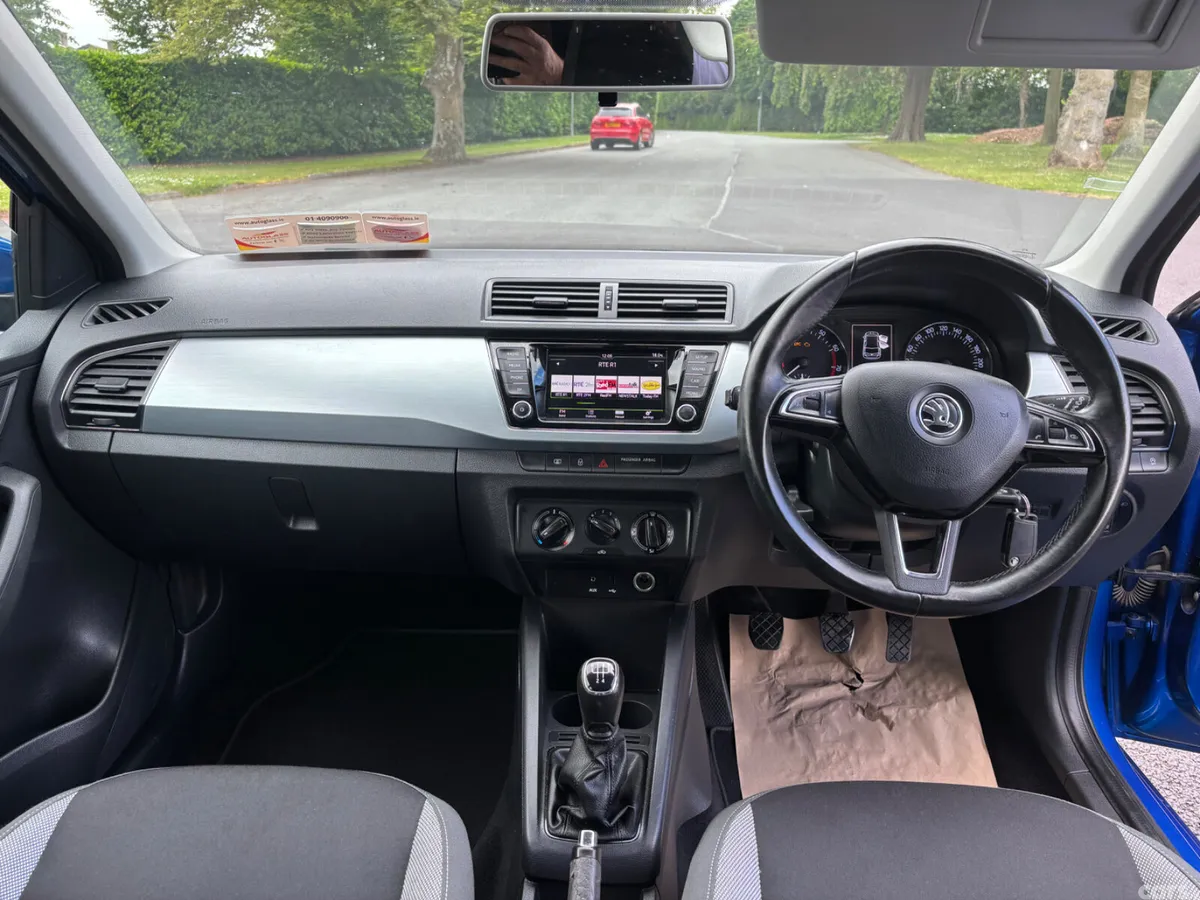 Skoda Fabia Hatchback, Petrol, 2017, Blue