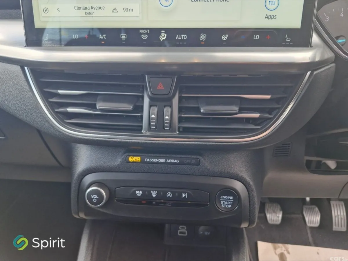Ford Focus Hatchback, Petrol, 2023, Silver