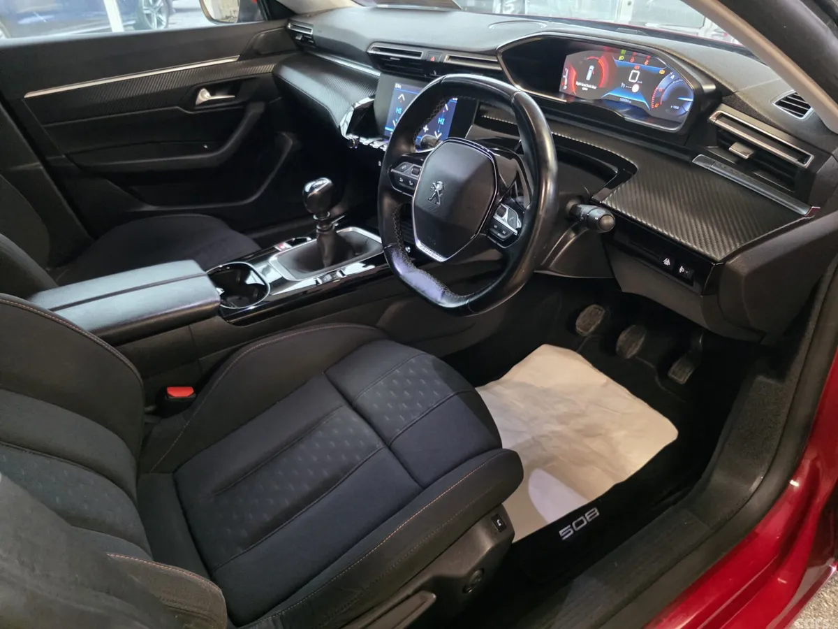 Peugeot 508 Hatchback, Diesel, 2020, Red