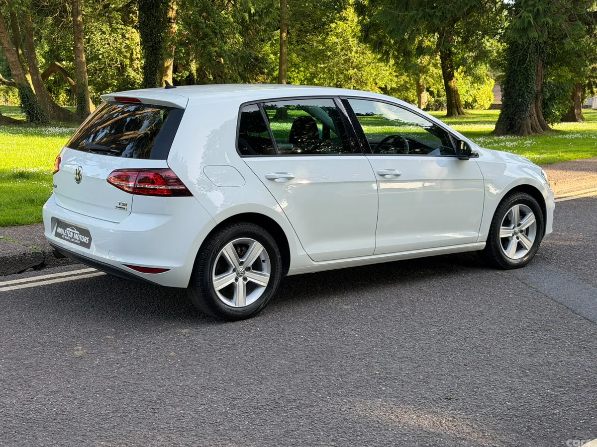 Volkswagen Golf Hatchback, Petrol, 2017, White