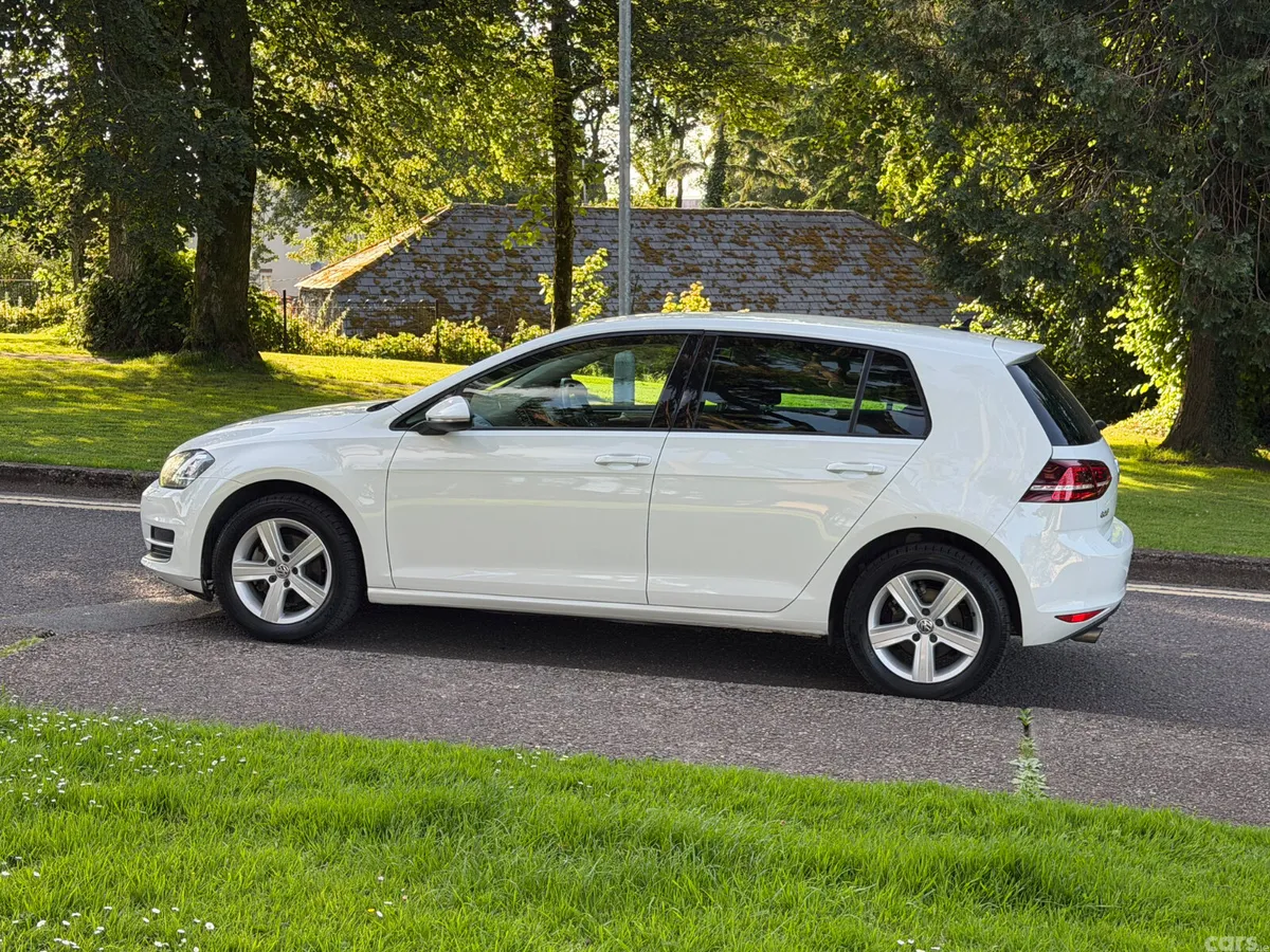 Volkswagen Golf Hatchback, Petrol, 2017, White