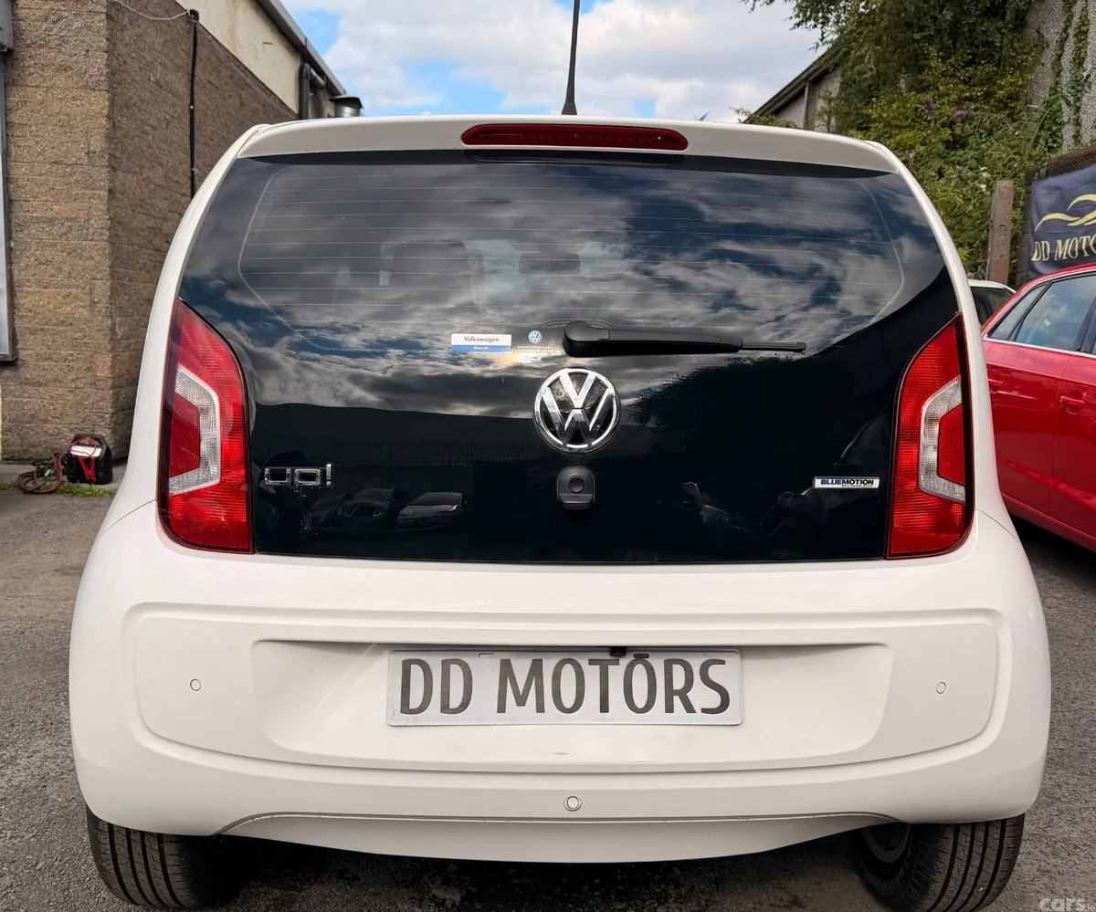 Volkswagen up! Hatchback, Petrol, 2017, White