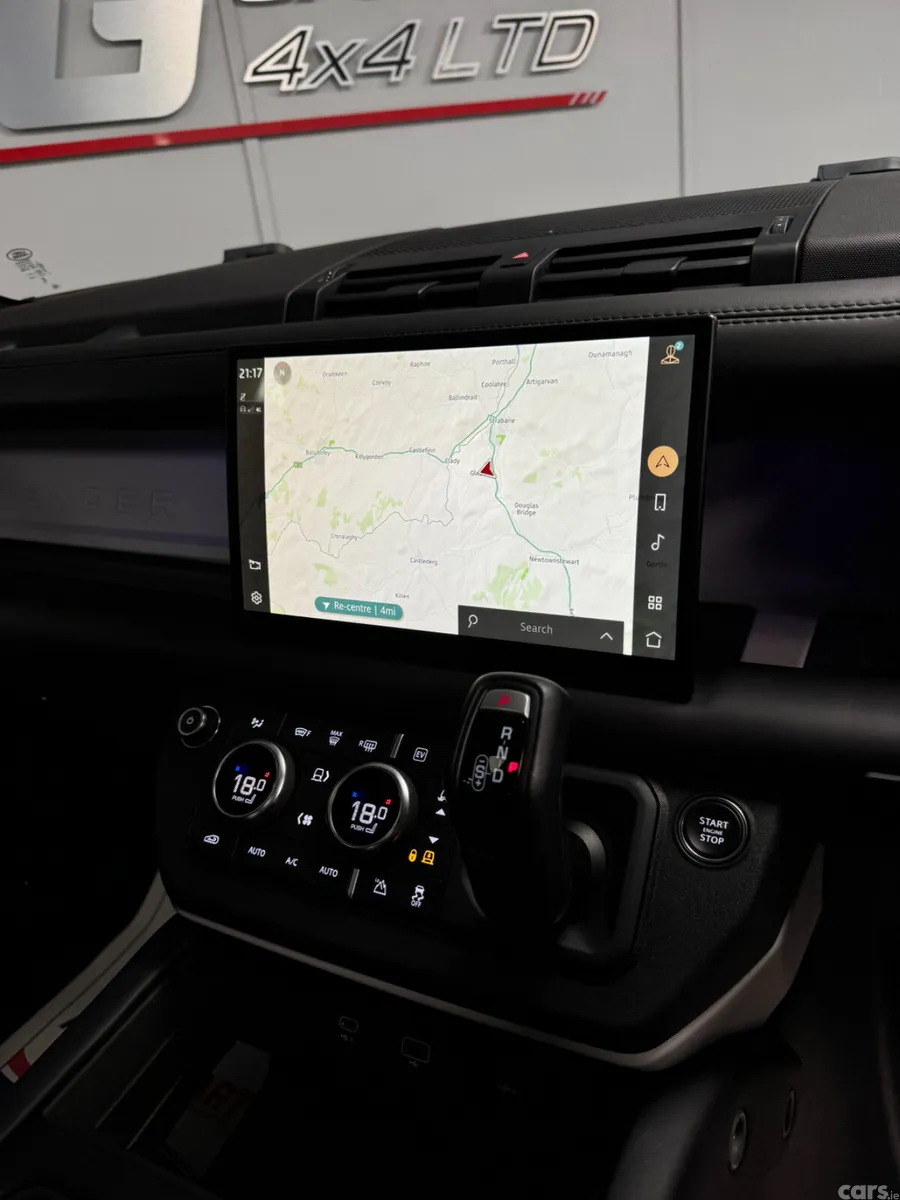 Land Rover Defender SUV, Petrol Plug-in Hybrid, 2023, Black