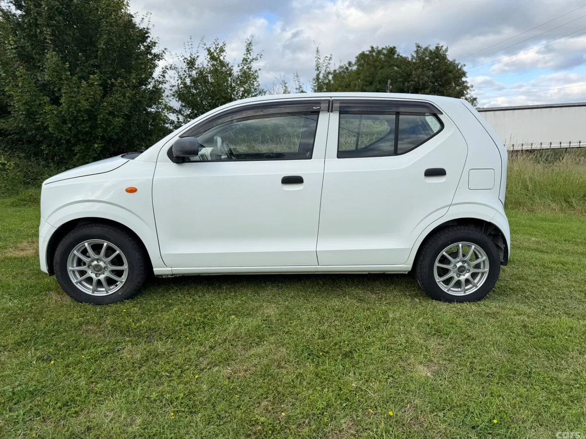 Suzuki Alto Hatchback, Petrol, 2017, White