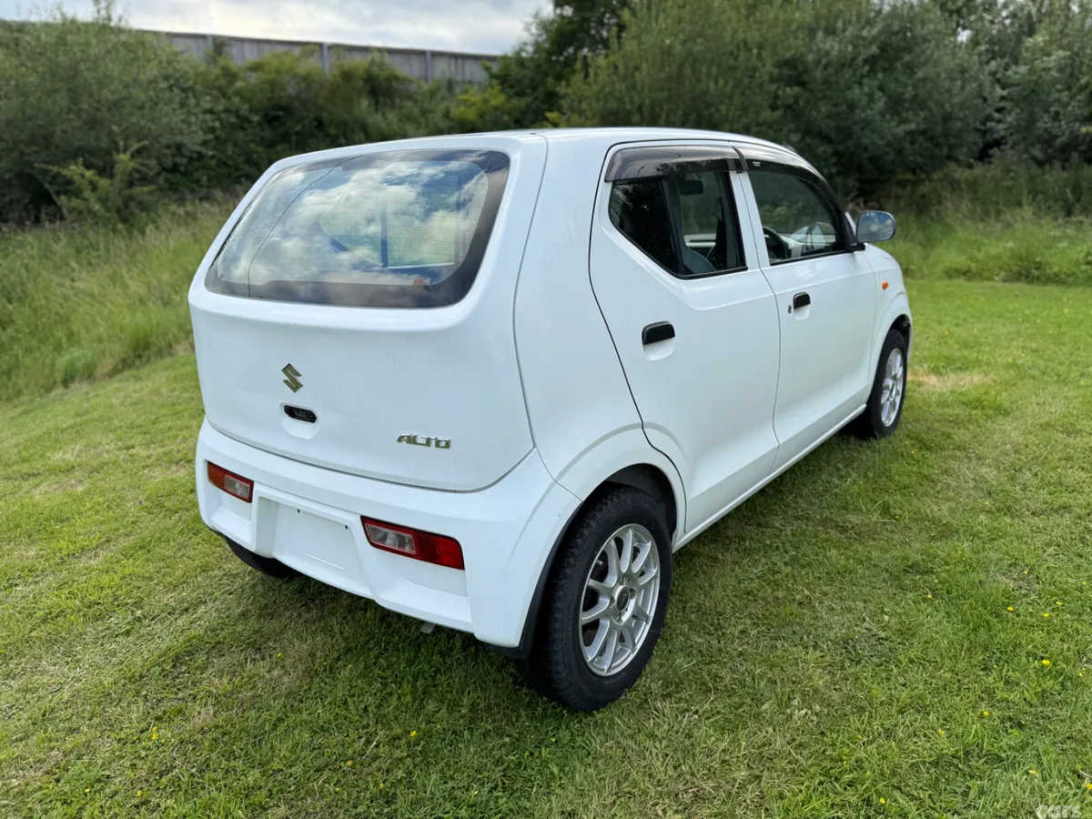 Suzuki Alto Hatchback, Petrol, 2017, White